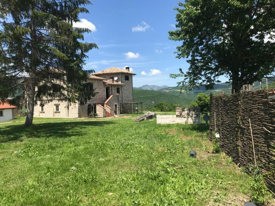 Agriturismo La Commenda-Adults Only Cascia Eksteriør billede